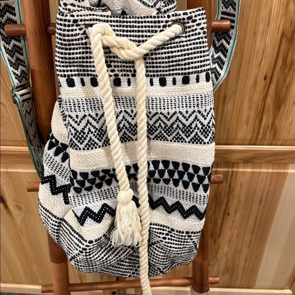 Billabong Cream and Black Bohemian Festival Aztec Drawstring Rope Backpack